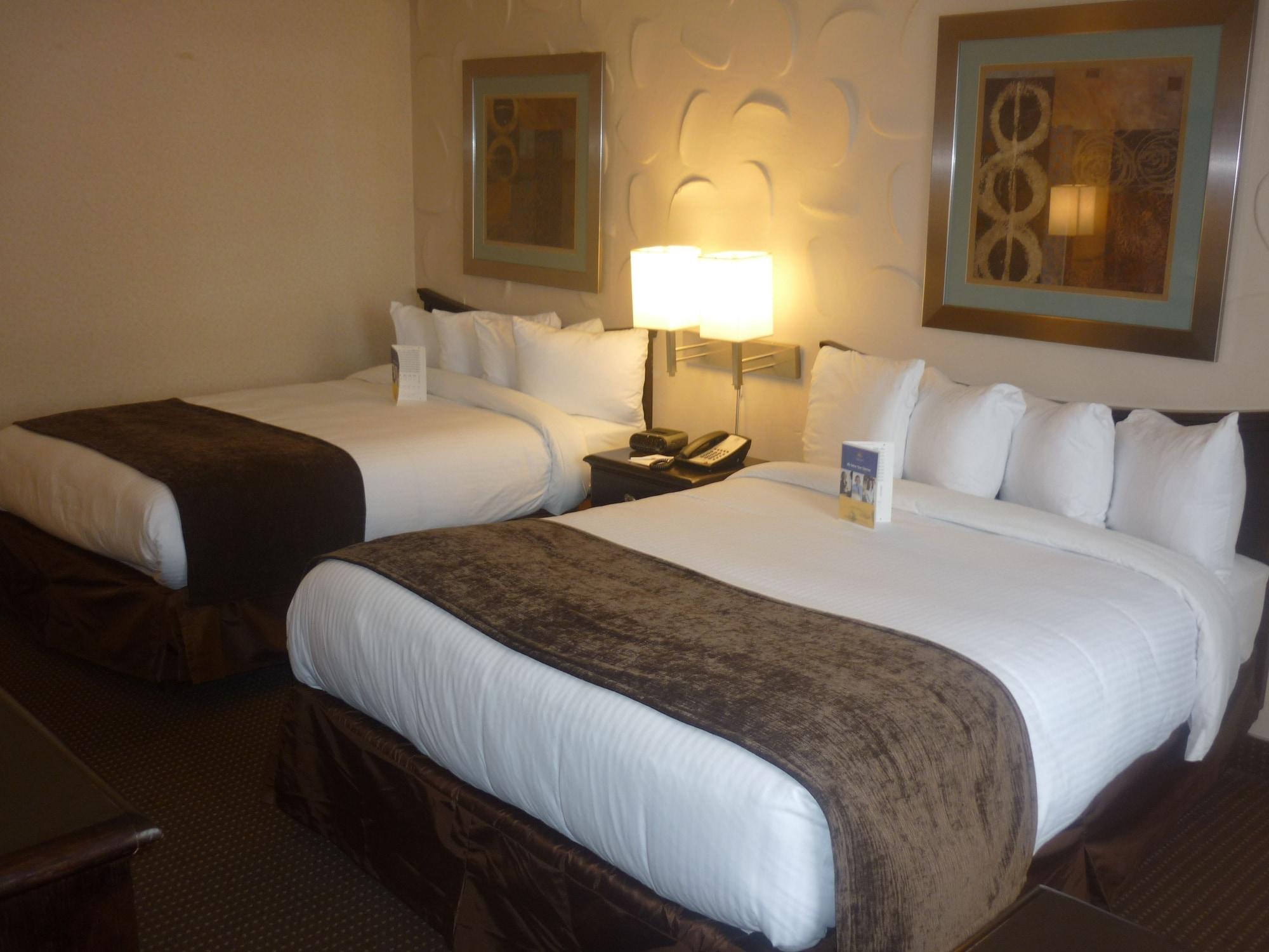 Albany Airport Inn Bagian luar foto