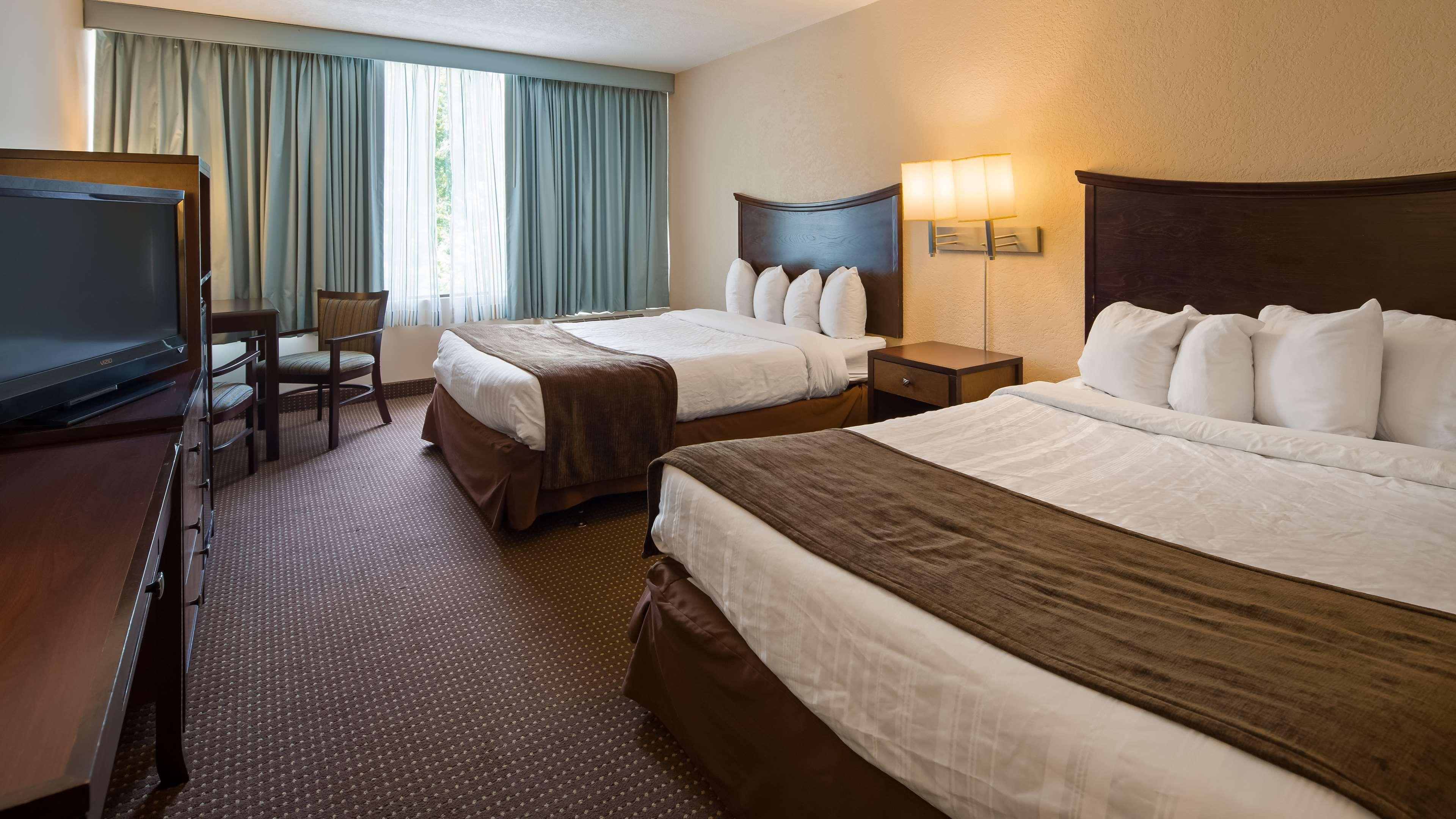 Albany Airport Inn Bagian luar foto